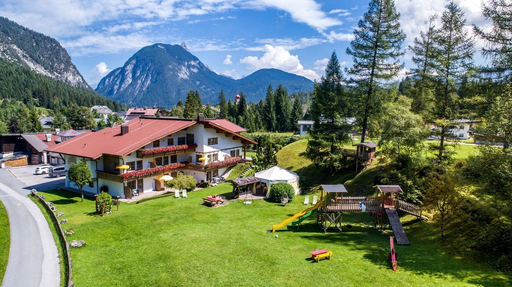 Ferienhaus Kirchplatzl 로이타쉬 외부 사진